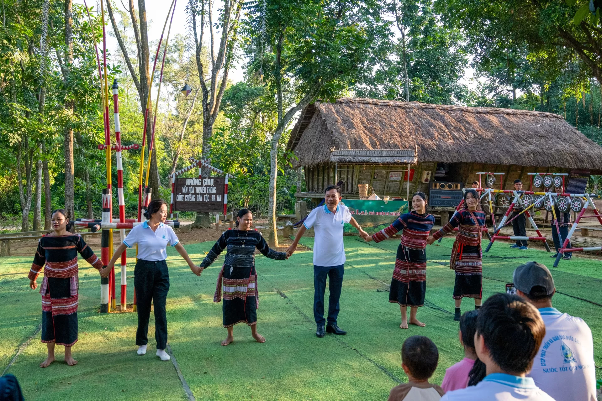 NƯỚC SẠCH CỘNG ĐỒNG TRÒN 2 TUỔI – HÀNH TRÌNH LAN TỎA NƯỚC SẠCH VÀ SỨC KHỎE